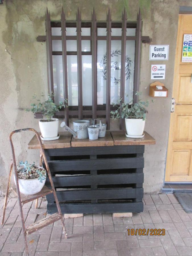 Lisane Accommodation ミデルバーグ エクステリア 写真